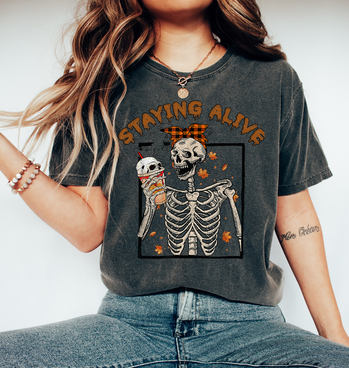 Unisex COMFORT COLORS T-Shirt Halloween Staying Alive Cute Skeleton Drinking Coffee