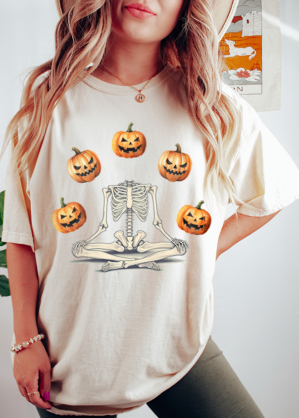 Unisex COMFORT COLORS funny Skeleton pumpkin shirt, ghostly pumpkin autumnal crewneck